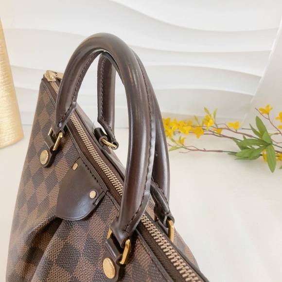 ❤️Beautiful authentic Louis Vuitton Siena Pm crossed body/shoulderbag - Picture 9 of 13